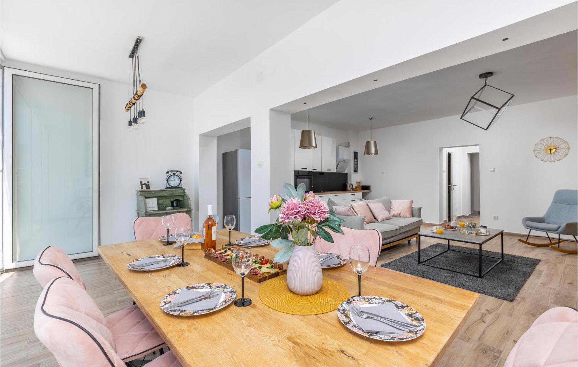 Amazing Apartment In Rijeka With Wifi Zewnętrze zdjęcie