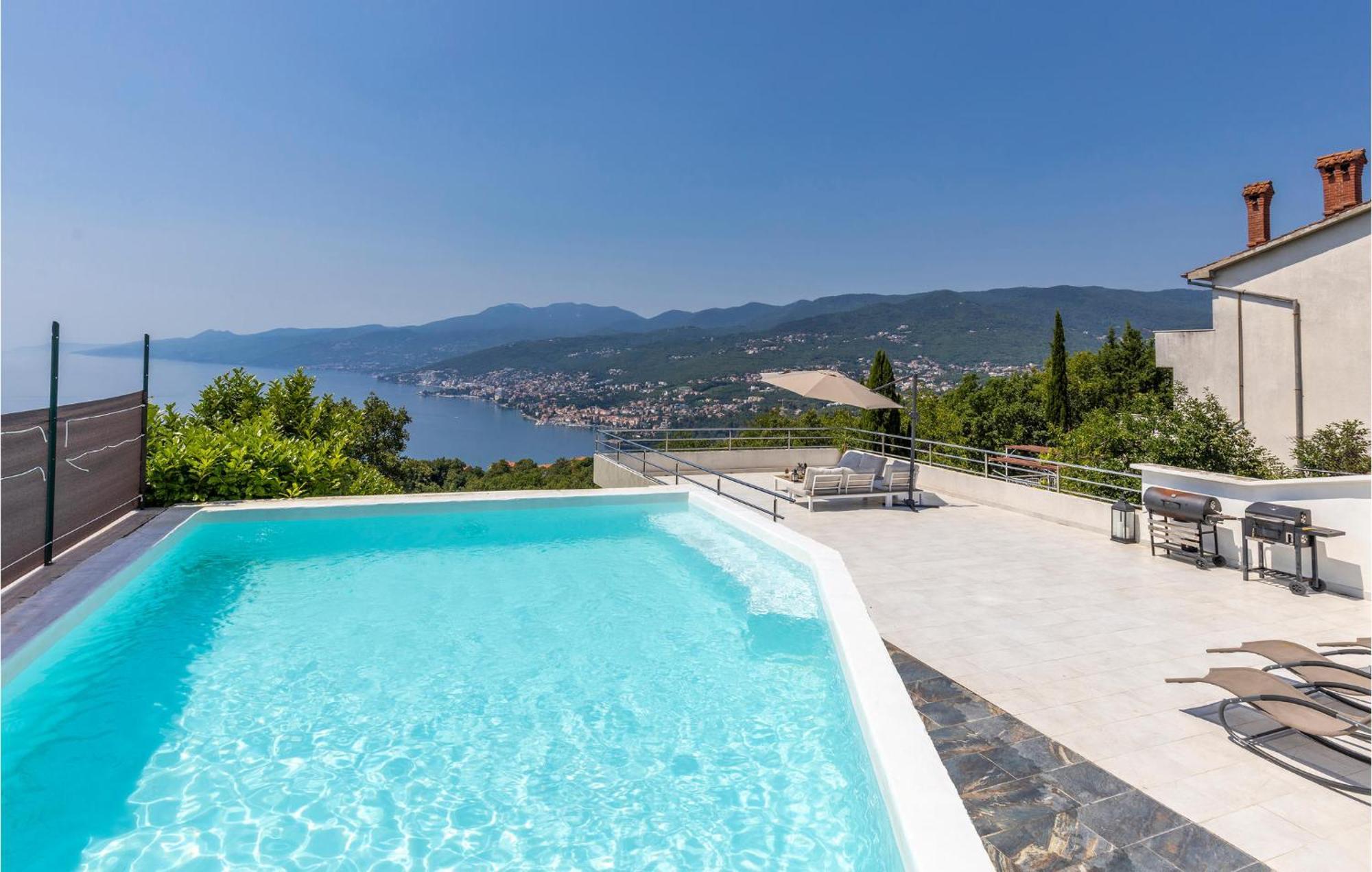 Amazing Apartment In Rijeka With Wifi Zewnętrze zdjęcie